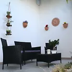 Cafe' Fausu Bed & Breakfast 3*